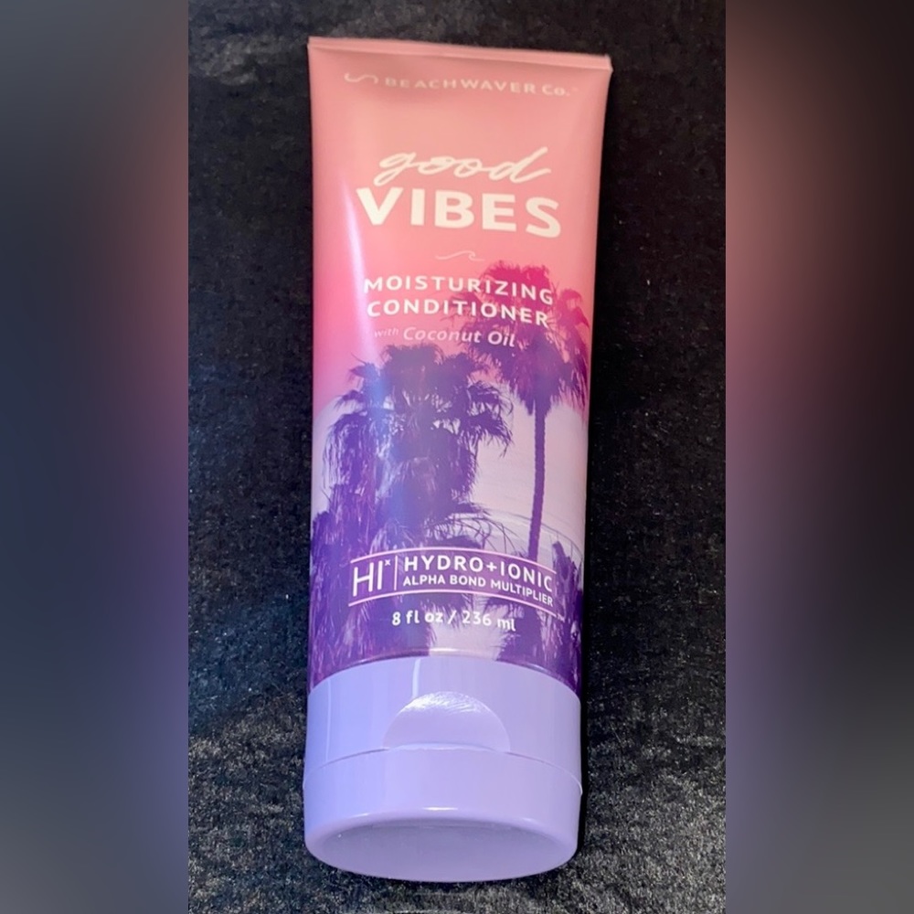 💕Beachwaver Good Vibes Moisturizing Hair Conditioner💕